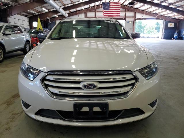 Sedans FORD TAURUS 2014 Biały