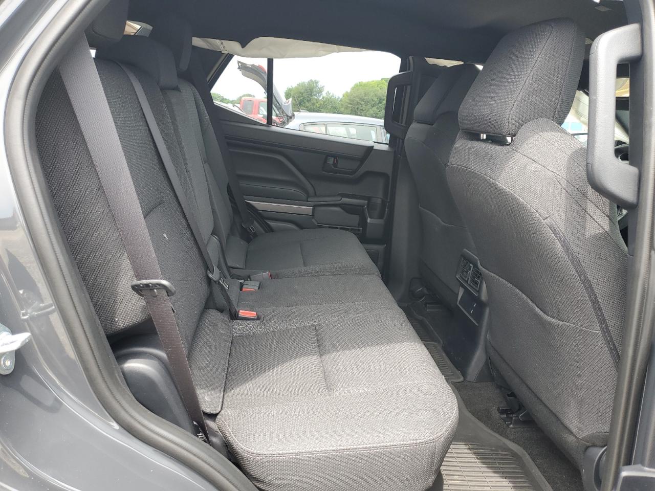 2025 Toyota 4Runner Sr5 VIN: JTEVA5BR8S5005931 Lot: 61780655