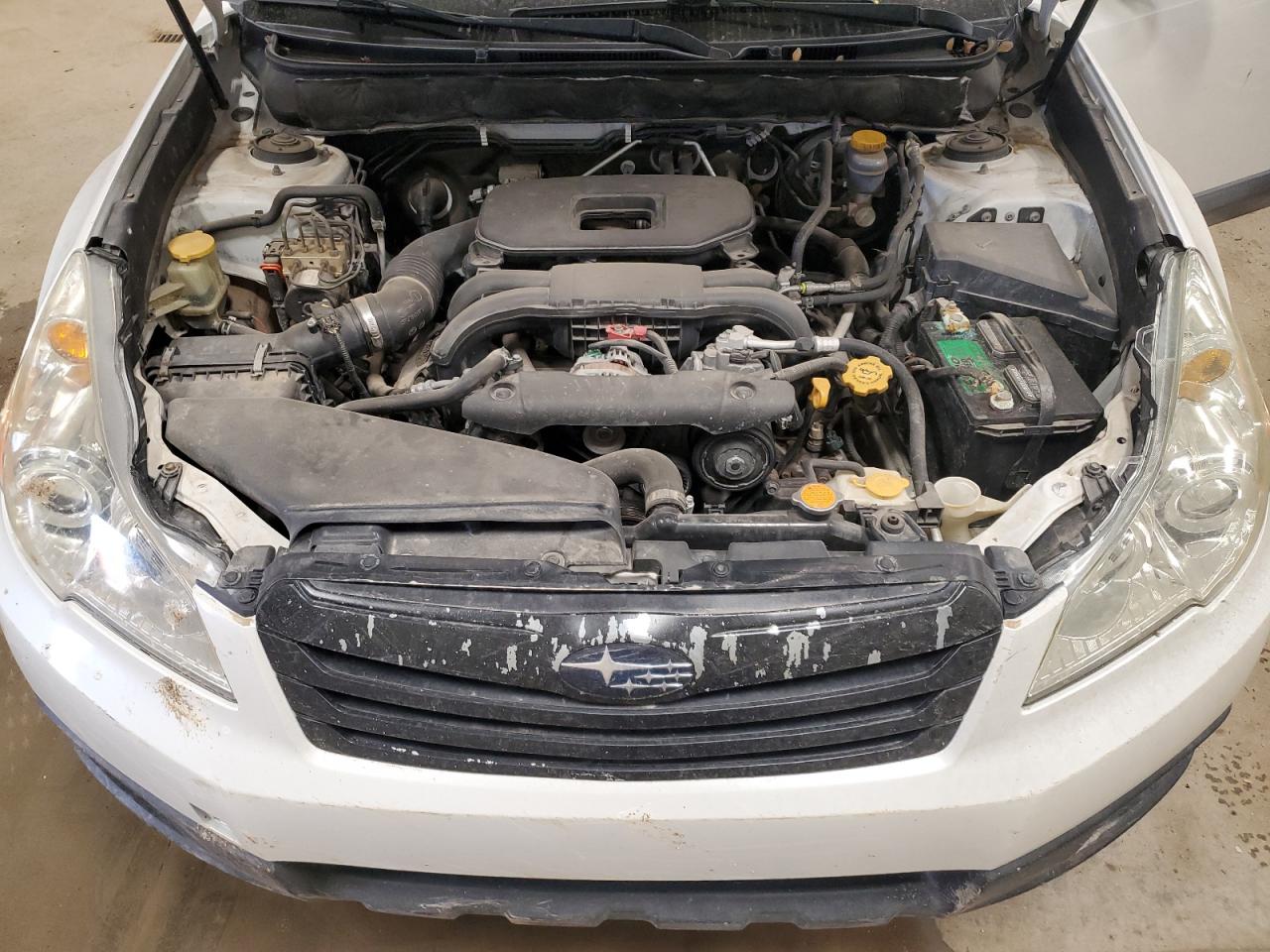 2011 Subaru Outback 2.5I Limited VIN: 4S4BRBLC3B3352650 Lot: 62191985