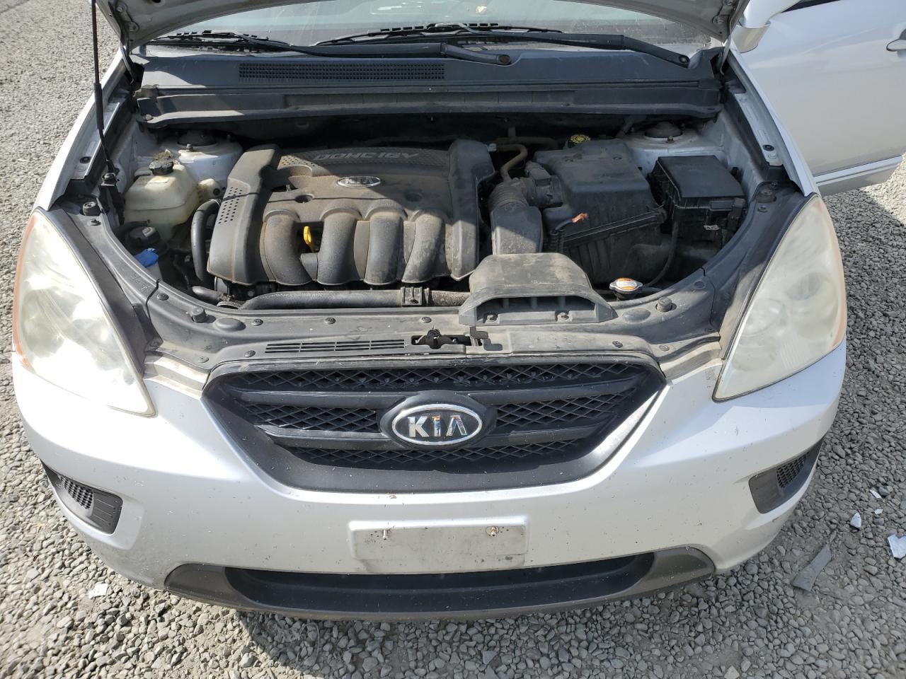 2007 Kia Rondo Base VIN: KNAFG525877076012 Lot: 61376985