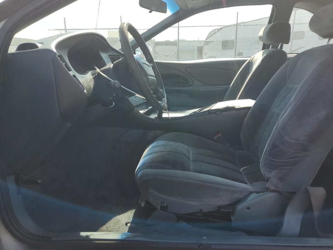 1997 Ford Thunderbird Lx VIN: 1FALP6241VH161841 Lot: 62095805