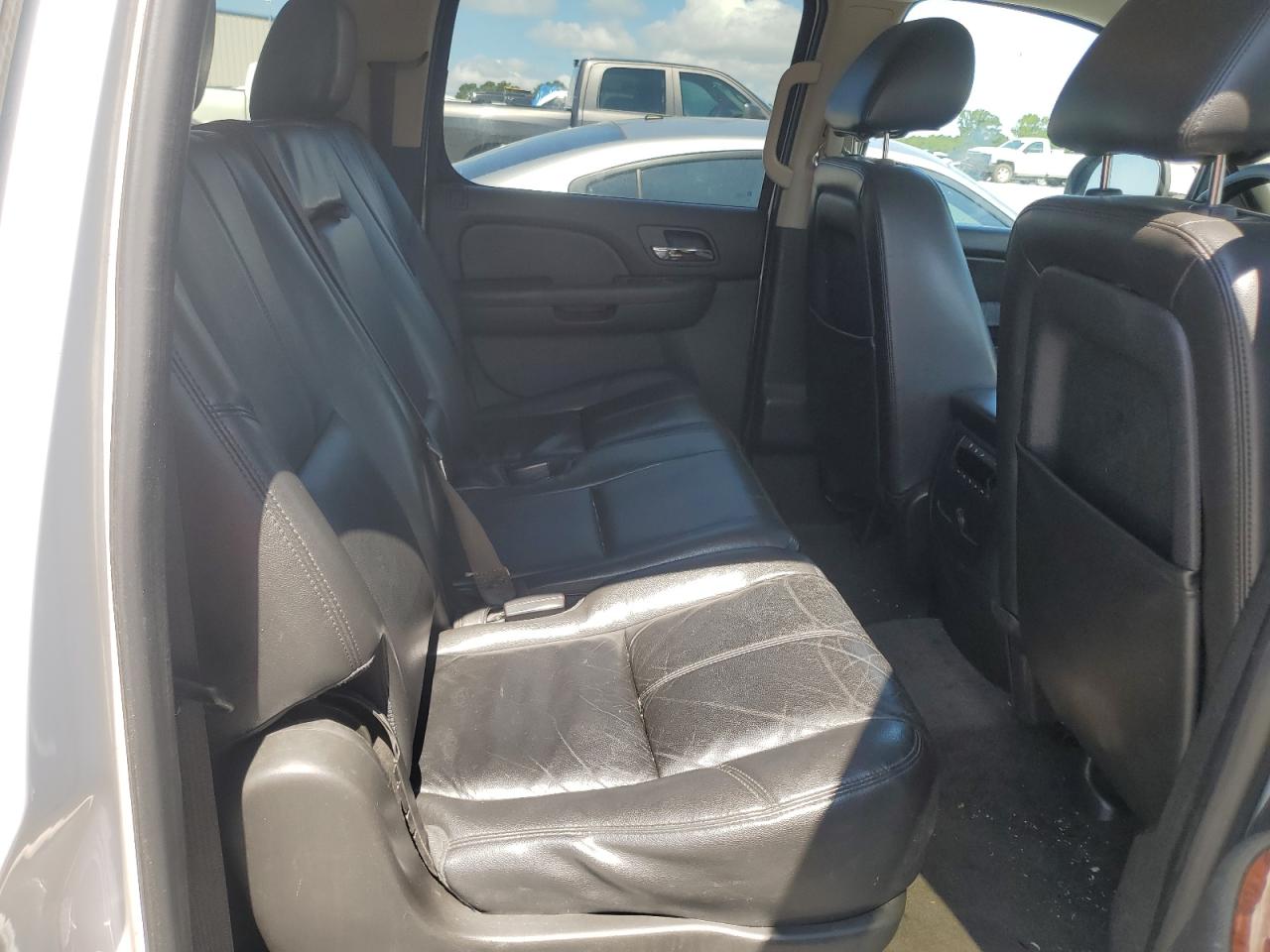 2013 Chevrolet Suburban C1500 Lt VIN: 1GNSCJE0XDR146798 Lot: 62408525