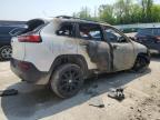 2014 Jeep Cherokee Latitude zu verkaufen in Franklin, WI - Burn