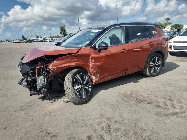  NISSAN ROGUE 2021 Pomarańczowy