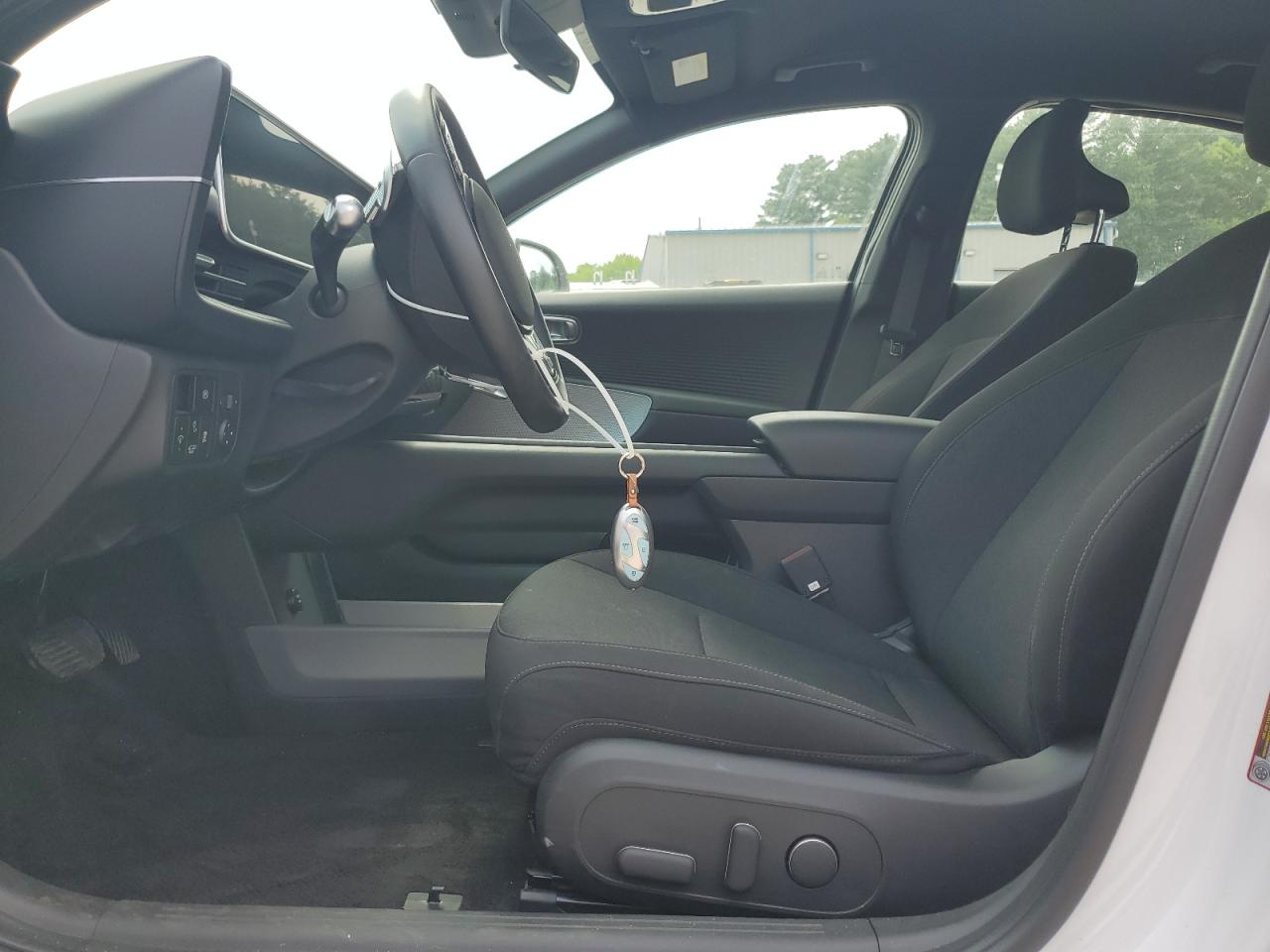2024 Hyundai Ioniq 6 Se VIN: KMHM24AC6RA080063 Lot: 60073045