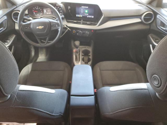 CHEVROLET TRAX 2024 Srebrny