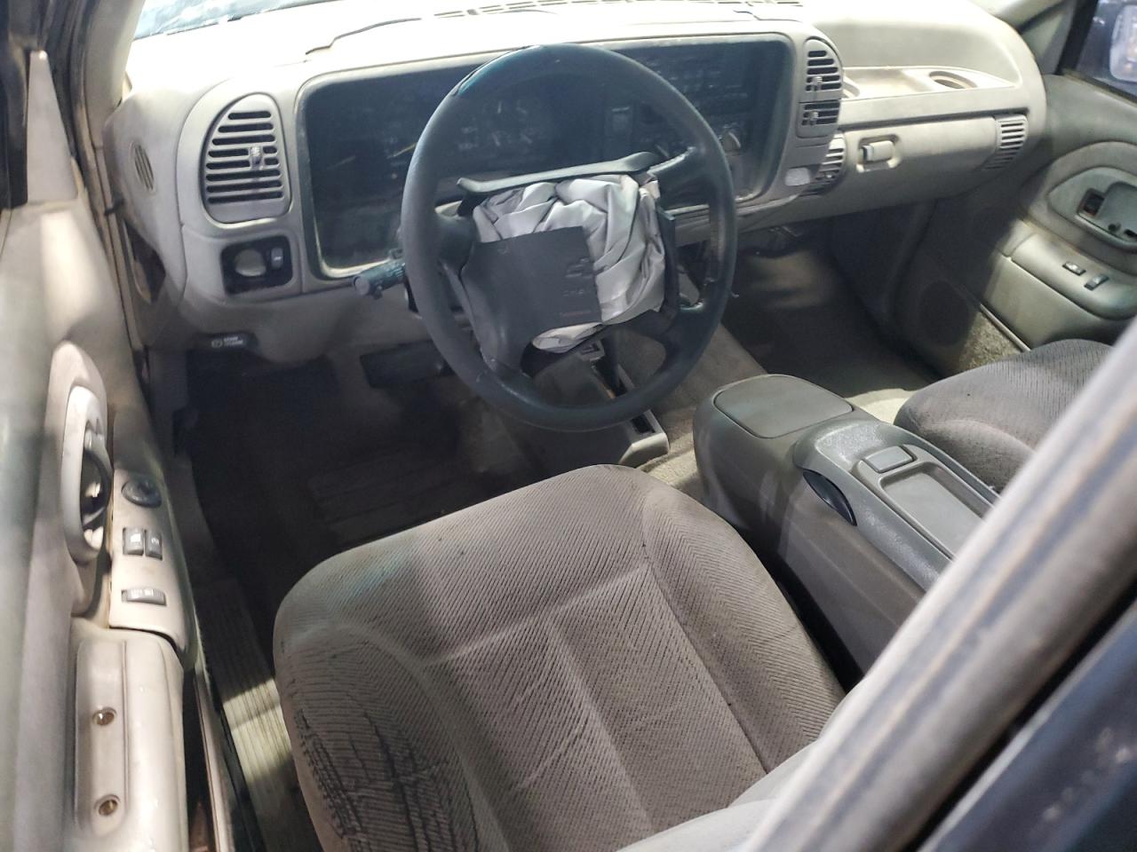 1995 Chevrolet Gmt-400 K1500 VIN: 2GCEK19K6S1261828 Lot: 59314265