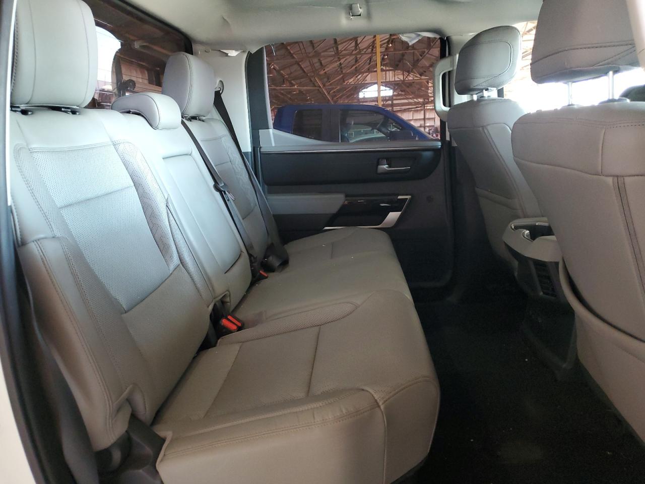 TOYOTA TUNDRA 2024 VIN 5TFWC5DB4RX042184 фото 10