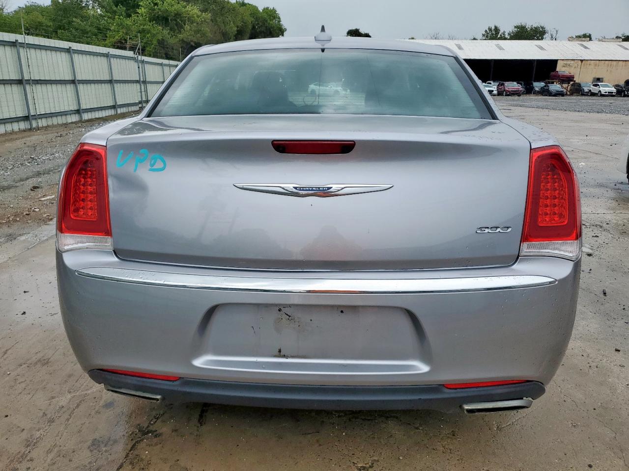 2015 Chrysler 300 Limited VIN: 2C3CCAAG8FH781526 Lot: 62896245