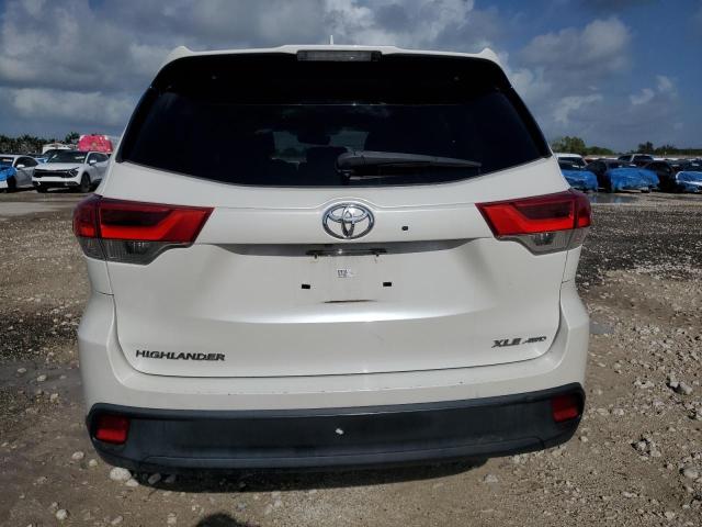  TOYOTA HIGHLANDER 2017 White