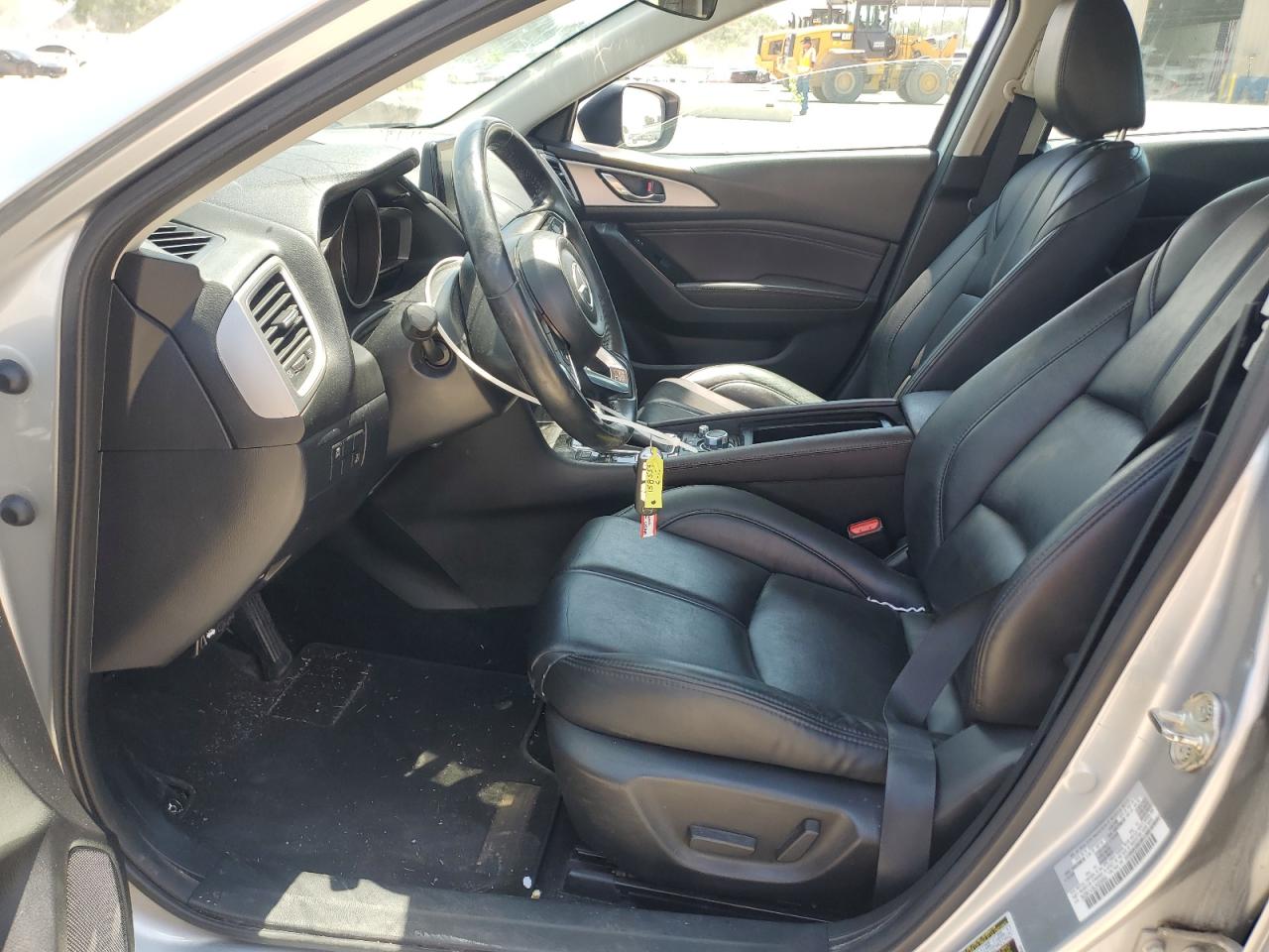 2018 Mazda 3 Touring VIN: 3MZBN1V38JM206858 Lot: 62705585