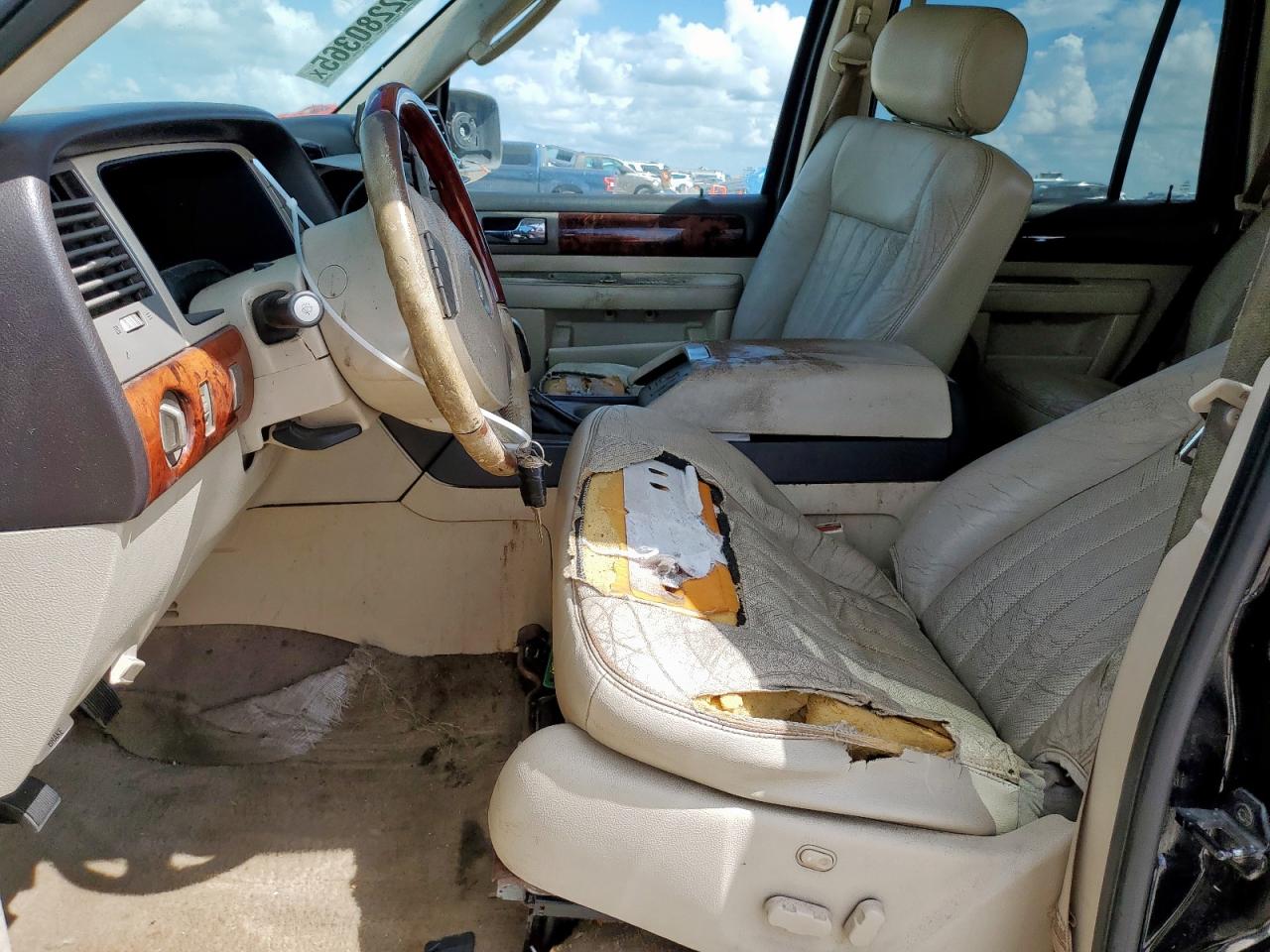 2003 Lincoln Navigator VIN: 5LMFU27R33LJ18148 Lot: 62280365