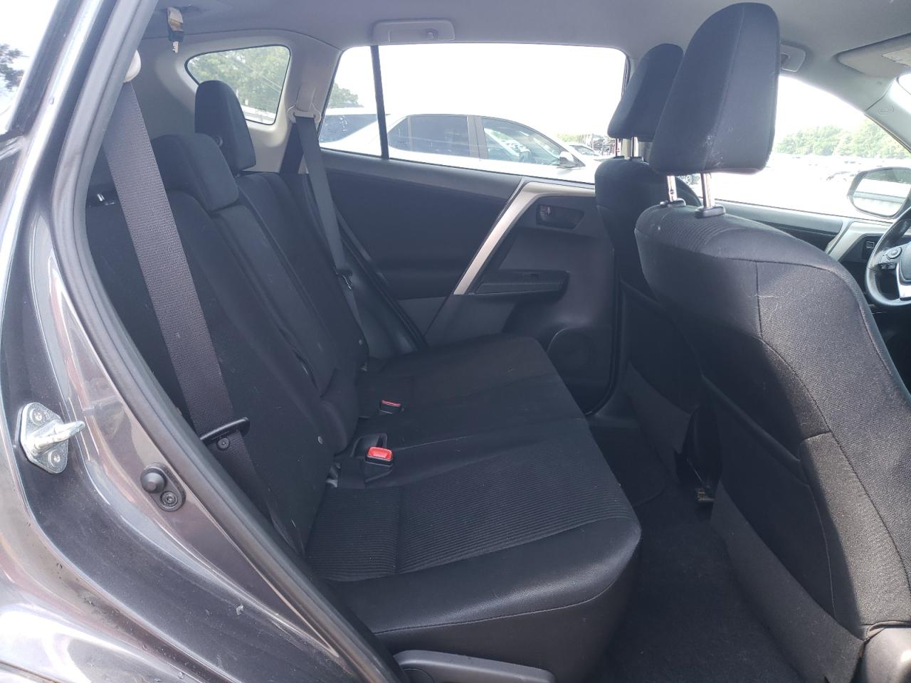 2015 Toyota Rav4 Le VIN: 2T3BFREV5FW277859 Lot: 61566895