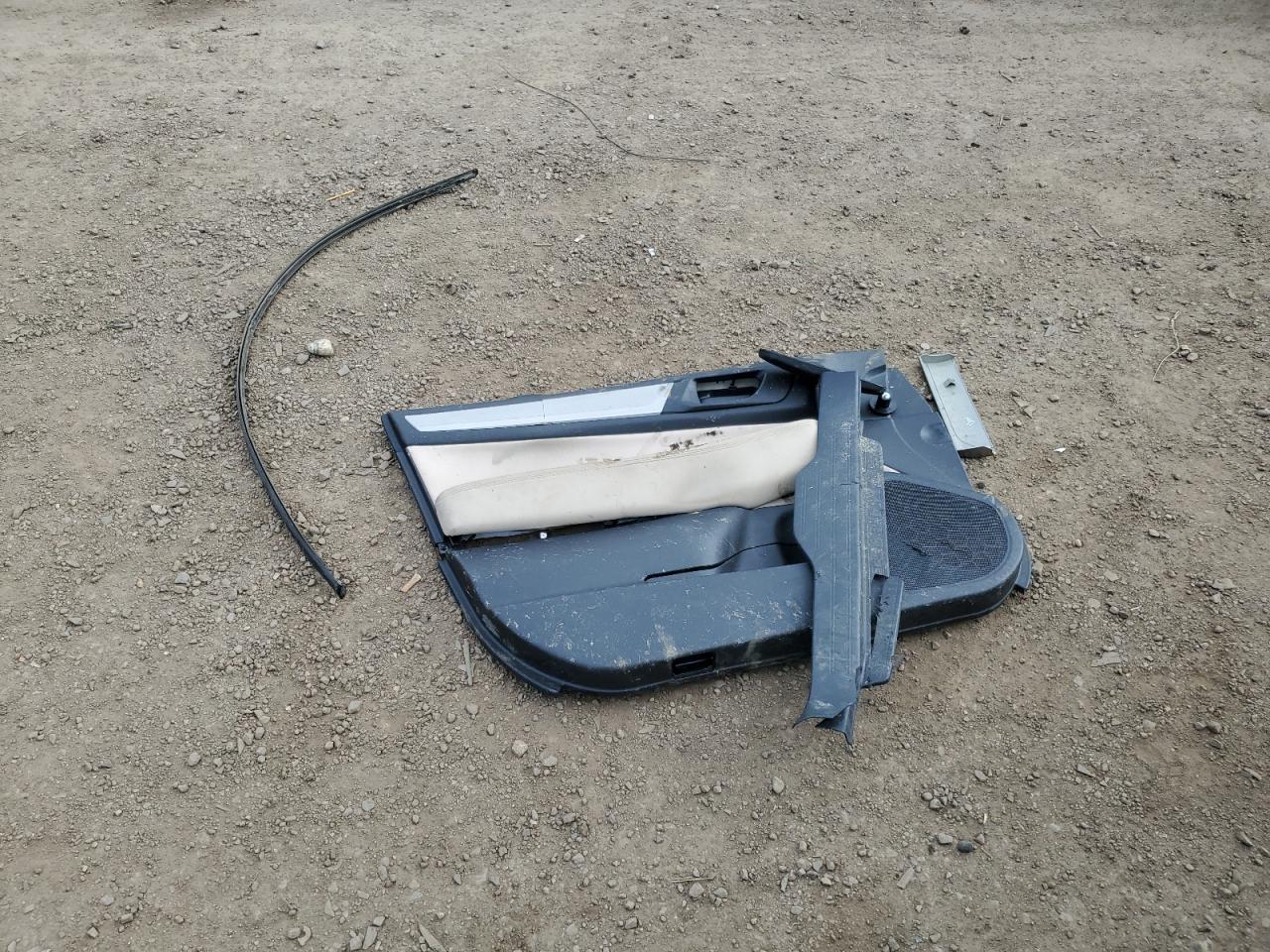 2018 Subaru Legacy 2.5I VIN: 4S3BNAA65J3008307 Lot: 81244645