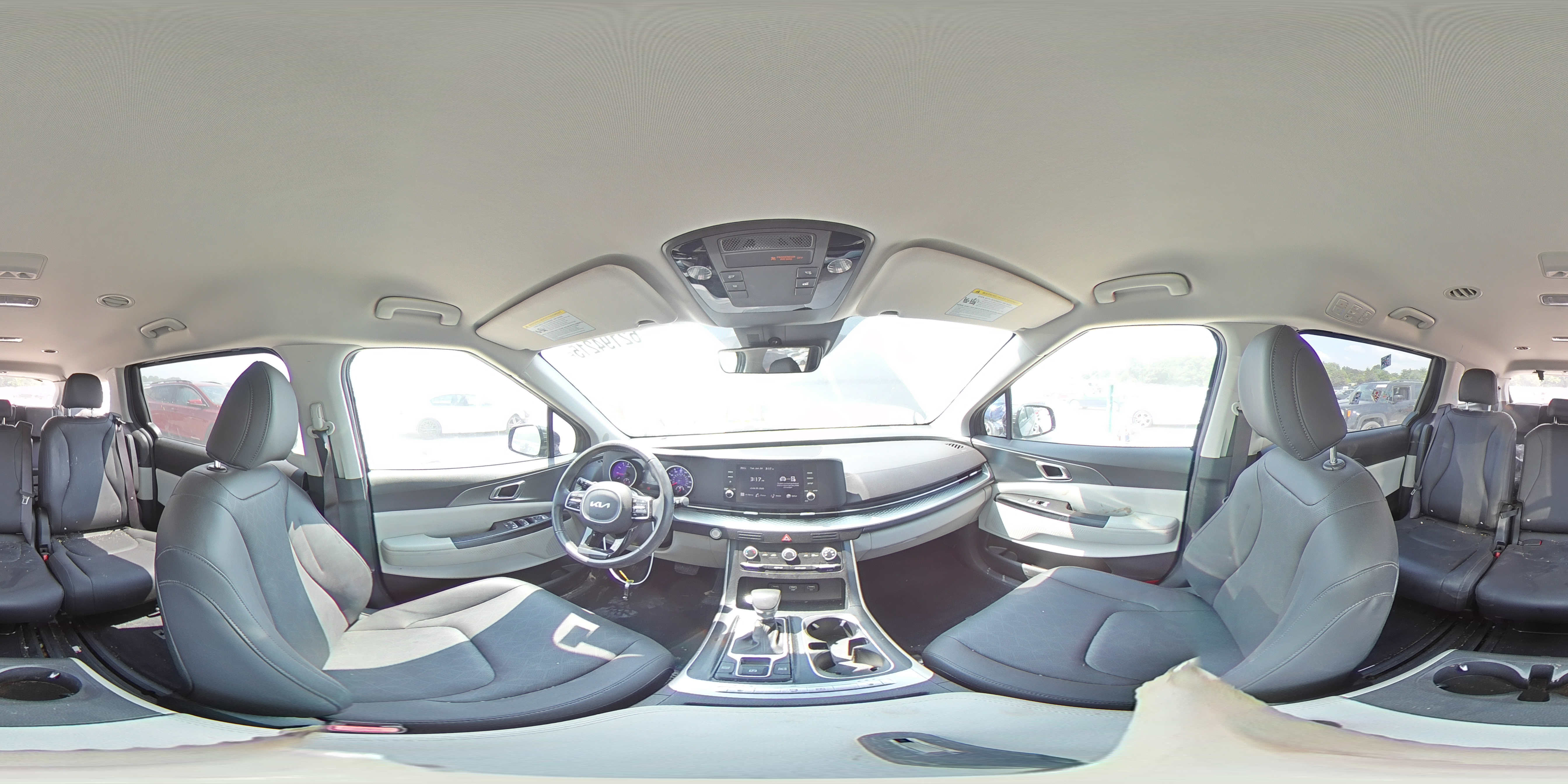 2024 Kia Carnival Lx VIN: KNDNB4H39R6304895 Lot: 62194215