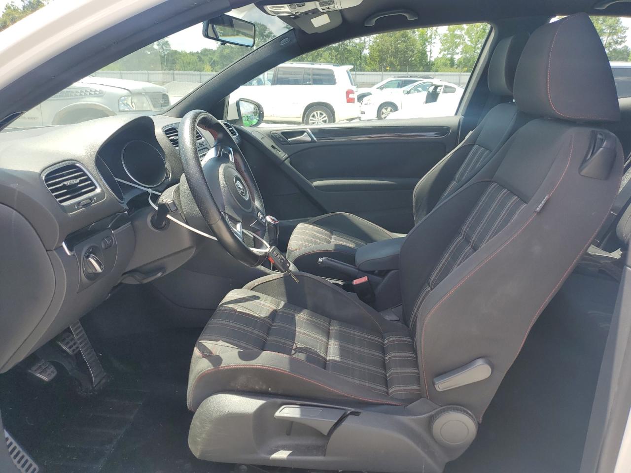 2012 Volkswagen Gti VIN: WVWED7AJ8CW233748 Lot: 61538375