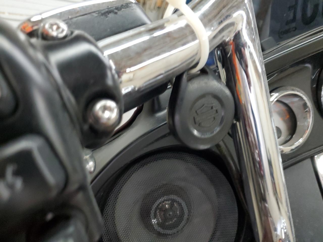 2015 Harley-Davidson Flhx Street Glide VIN: 1HD1KBM14FB659434 Lot: 59339105