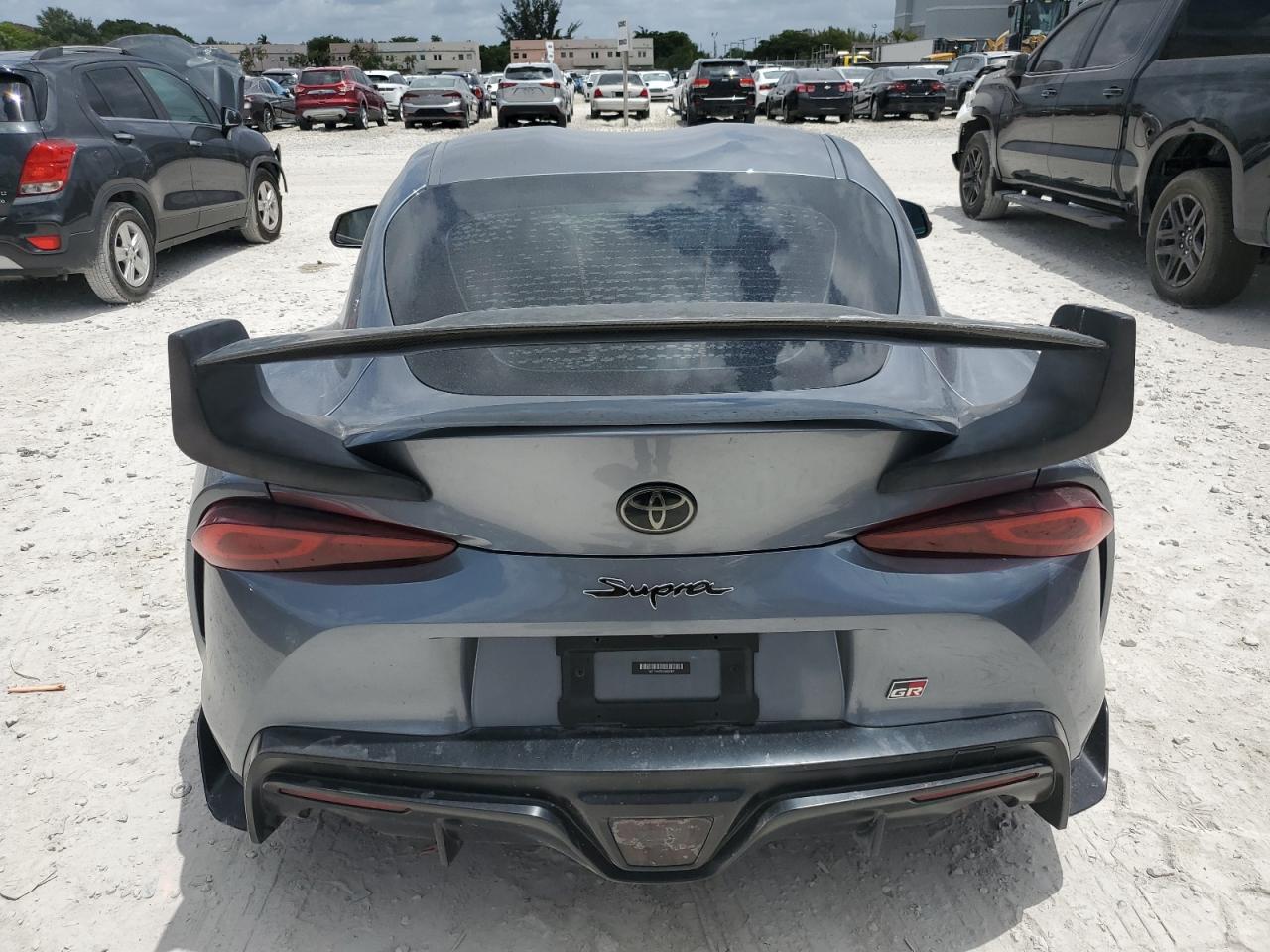 2020 Toyota Supra Base VIN: WZ1DB4C02LW030327 Lot: 61451485