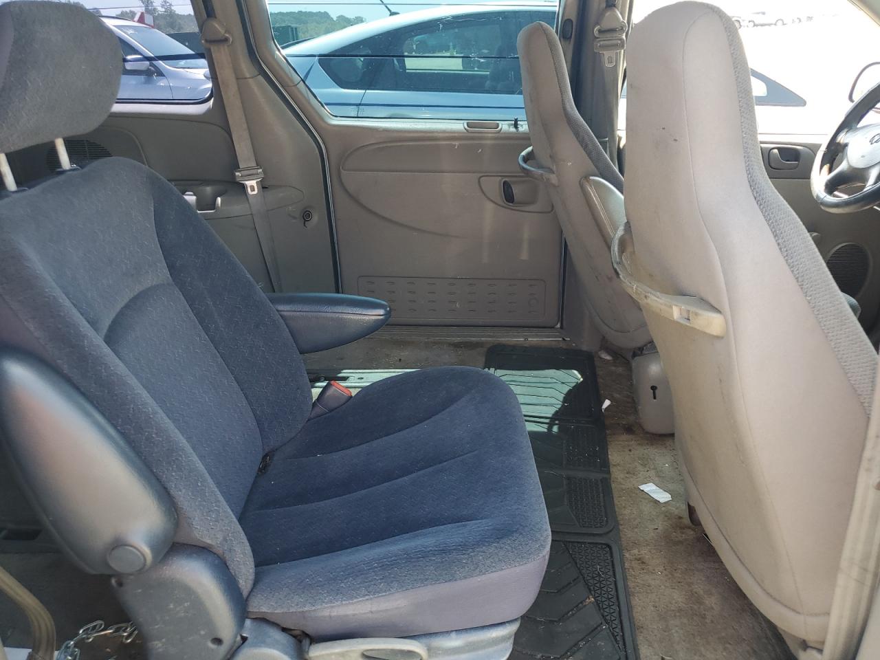 2003 Dodge Grand Caravan Se VIN: 1D4GP24323B135163 Lot: 59579455