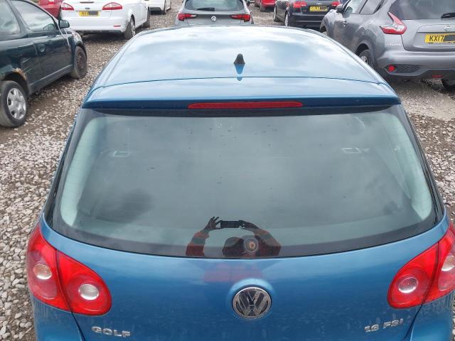 2006 VOLKSWAGEN GOLF FSI S