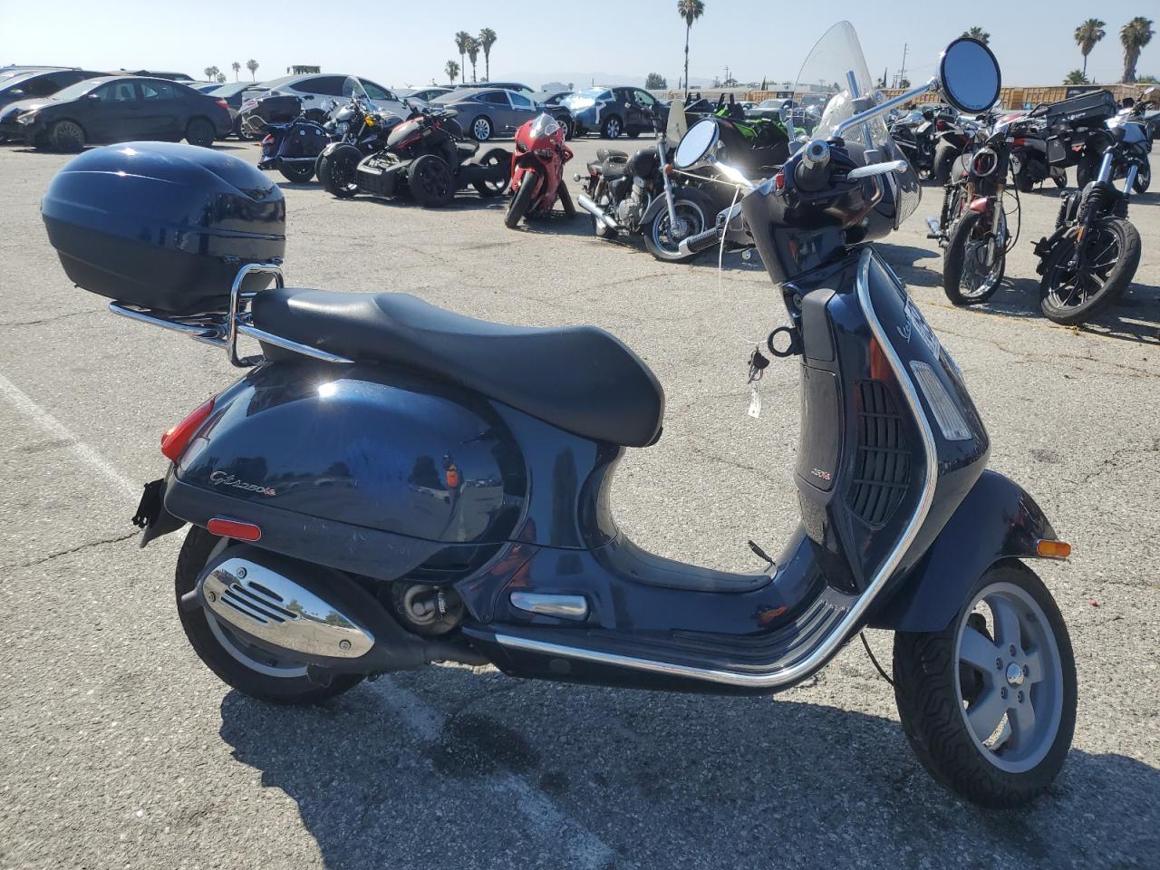 2009 Vespa Gts 250 за продажба в Van Nuys, CA - Vandalism