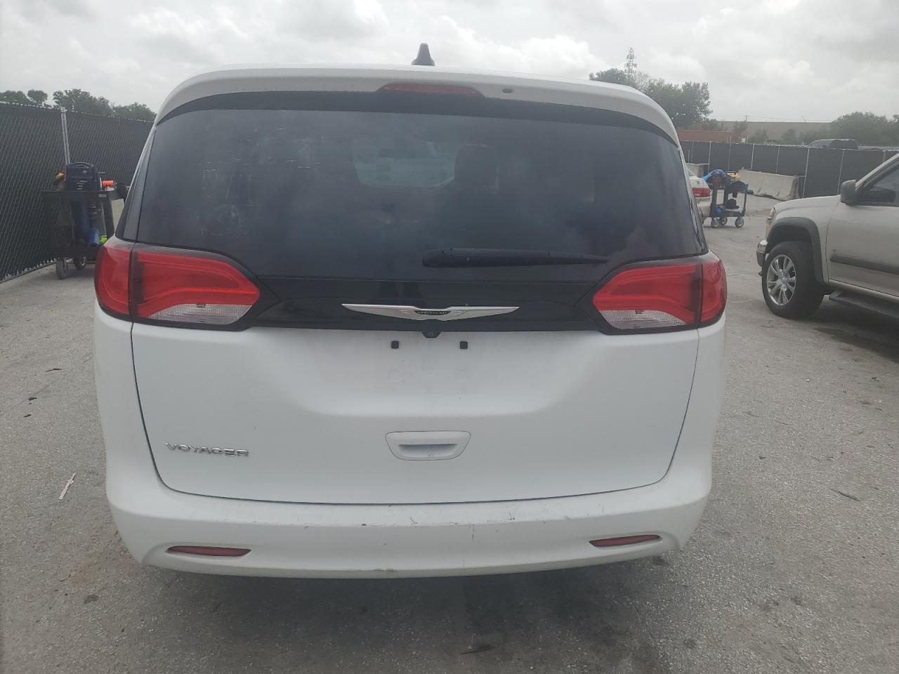 2022 Chrysler Voyager Lx VIN: 2C4RC1CG5NR204111 Lot: 59852125