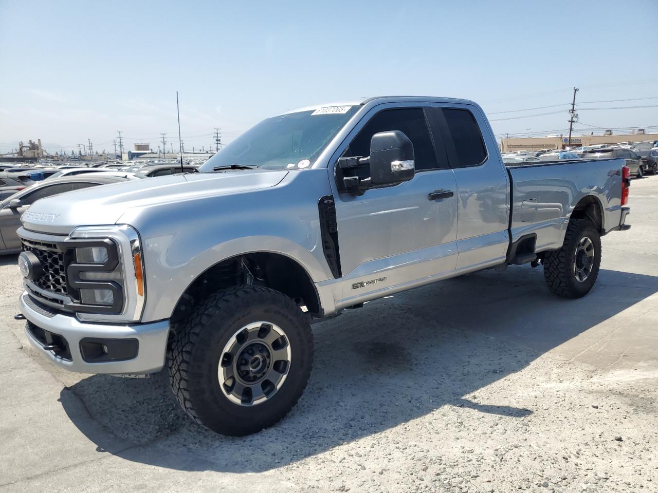 2023 Ford F350 Super Duty for Sale in Sun Valley, CA - Side