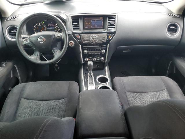  NISSAN PATHFINDER 2016 Srebrny
