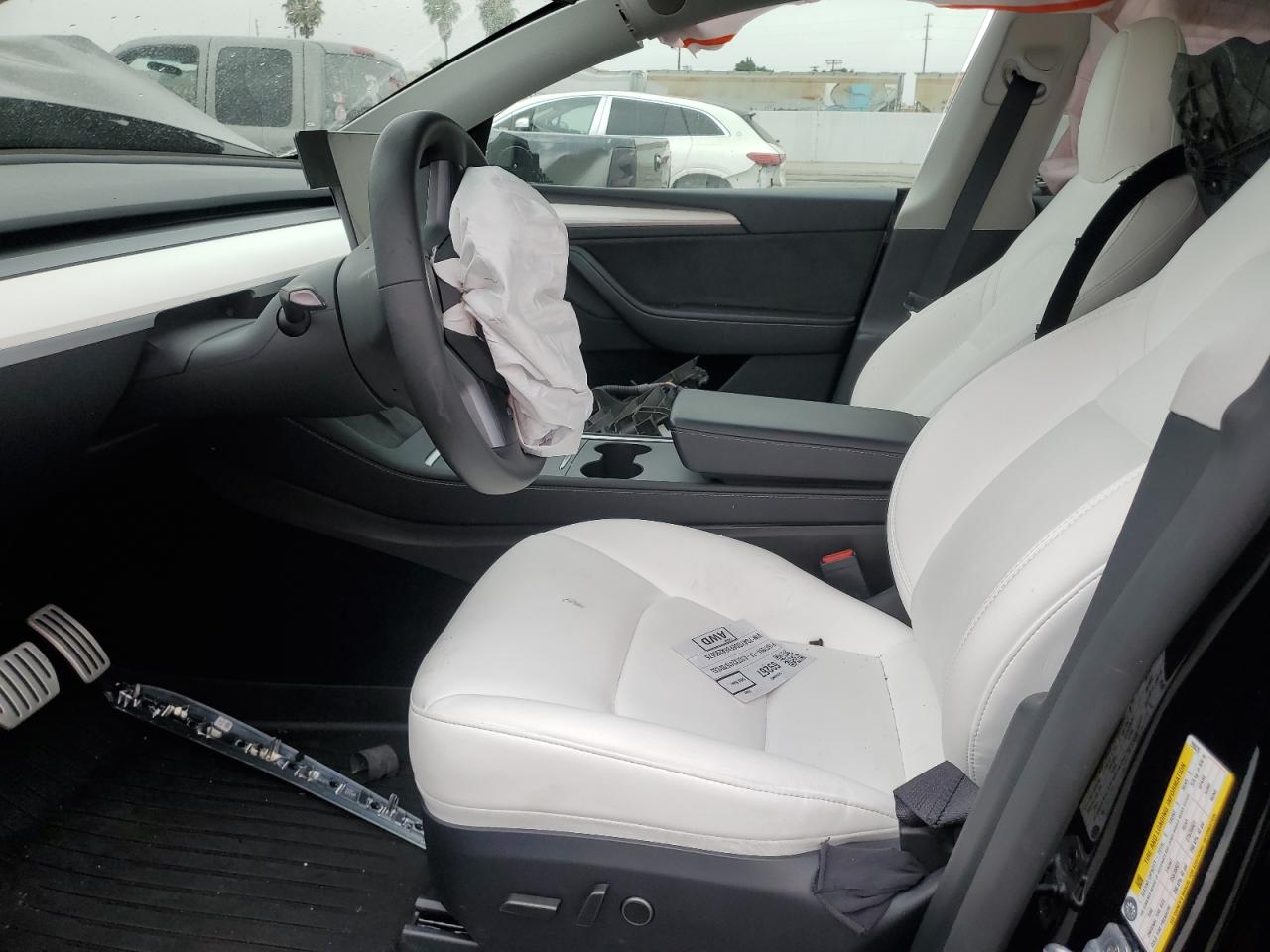 2024 Tesla Model Y VIN: 7SAYGDEF8RA295575 Lot: 59589735