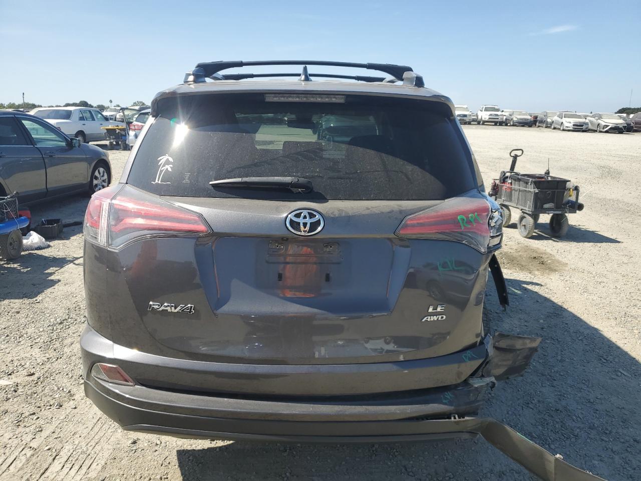 2017 Toyota Rav4 Le VIN: JTMBFREV4HJ132510 Lot: 62673945