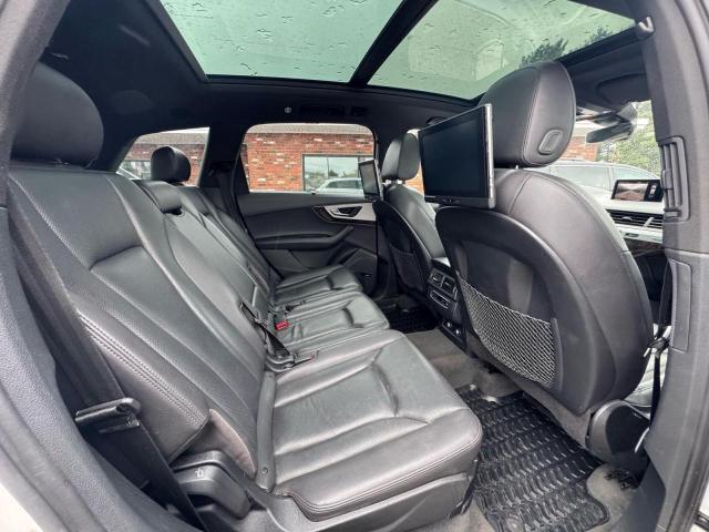  AUDI Q7 2018 Biały