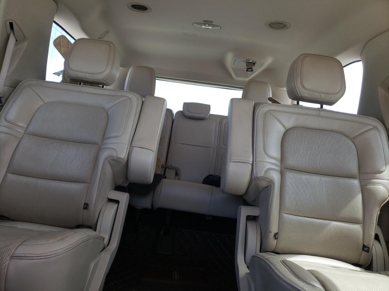 2019 Lincoln Navigator L Select VIN: 5LMJJ3HT2KEL09792 Lot: 62704405