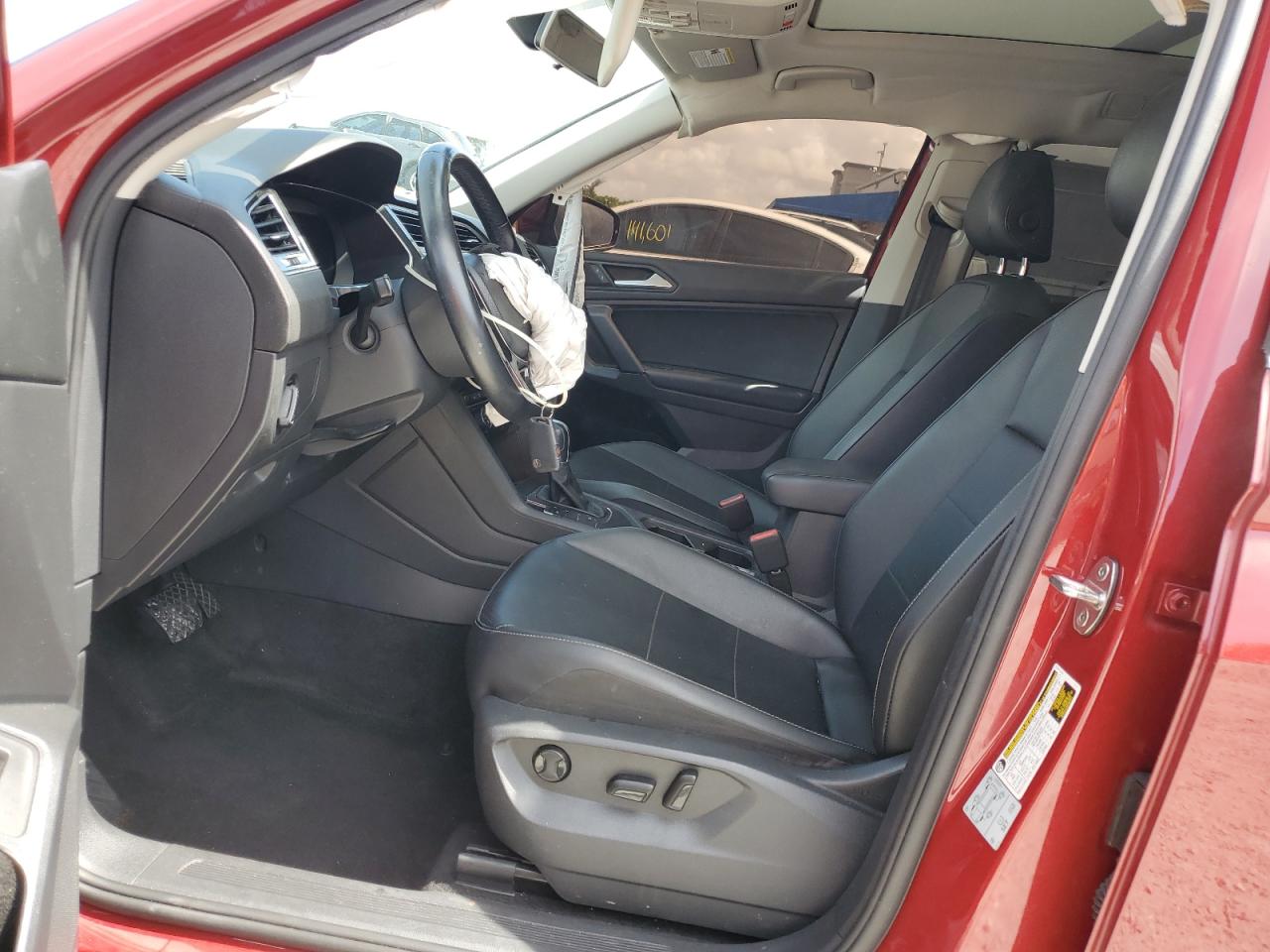 Фото: 3VV3B7AX7KM065036 - 7