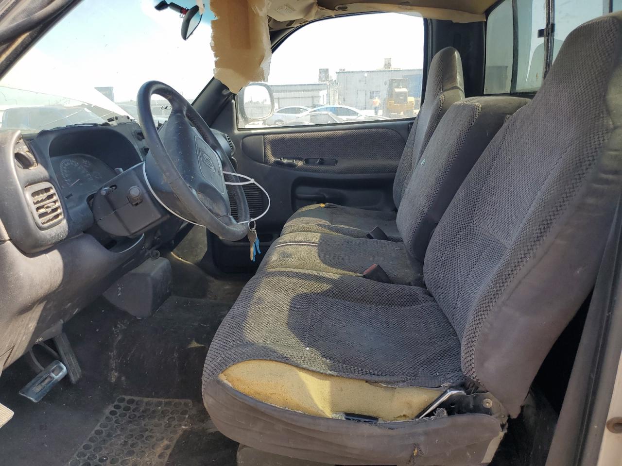 2001 Dodge Ram 2500 VIN: 3B7KC26Z61M266400 Lot: 62605135