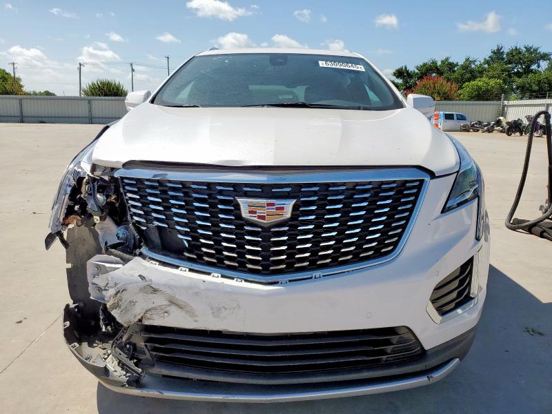  CADILLAC XT5 2022 Biały