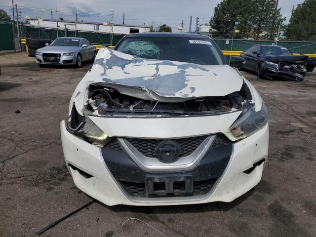 Седаны NISSAN MAXIMA 2017 Белы