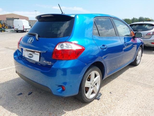 2012 TOYOTA AURIS SR V