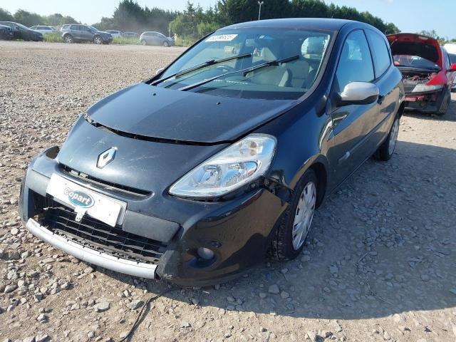 2011 RENAULT CLIO BIZU