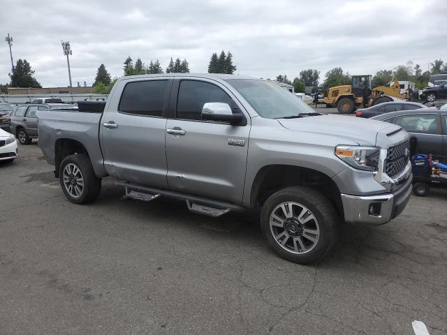  TOYOTA TUNDRA 2021 Сріблястий
