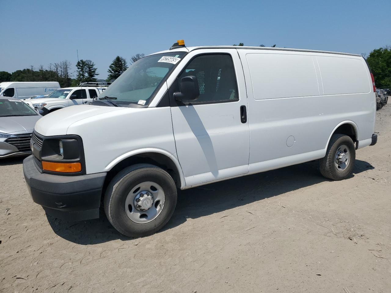 2017 Chevrolet Express G2500 იყიდება Finksburg-ში, MD - Minor Dent/Scratches