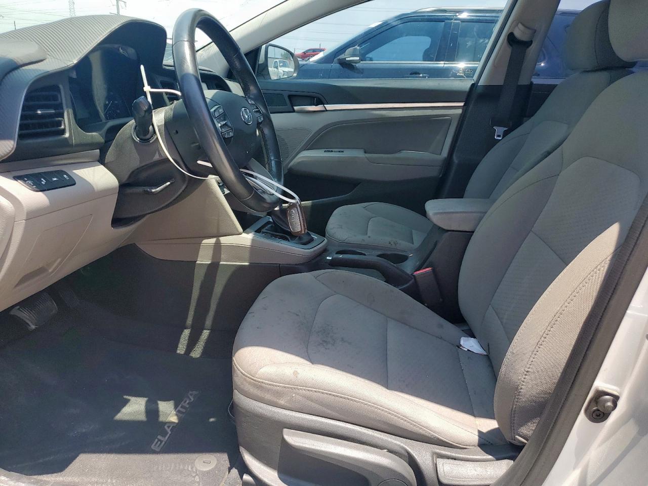 2019 Hyundai Elantra Sel VIN: 5NPD84LFXKH471287 Lot: 60372655