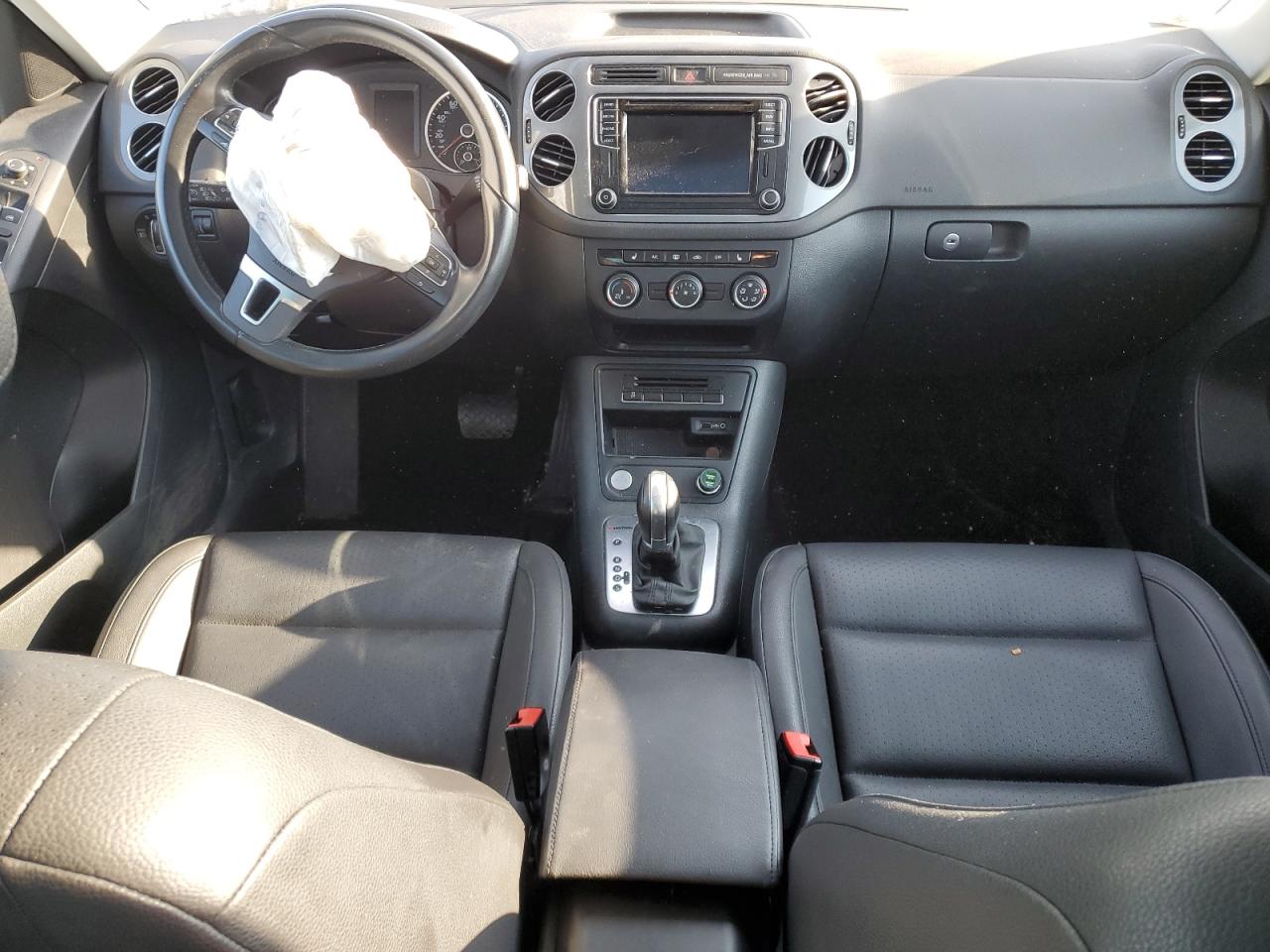 2016 Volkswagen Tiguan S VIN: WVGBV7AX0GW551336 Lot: 61378515