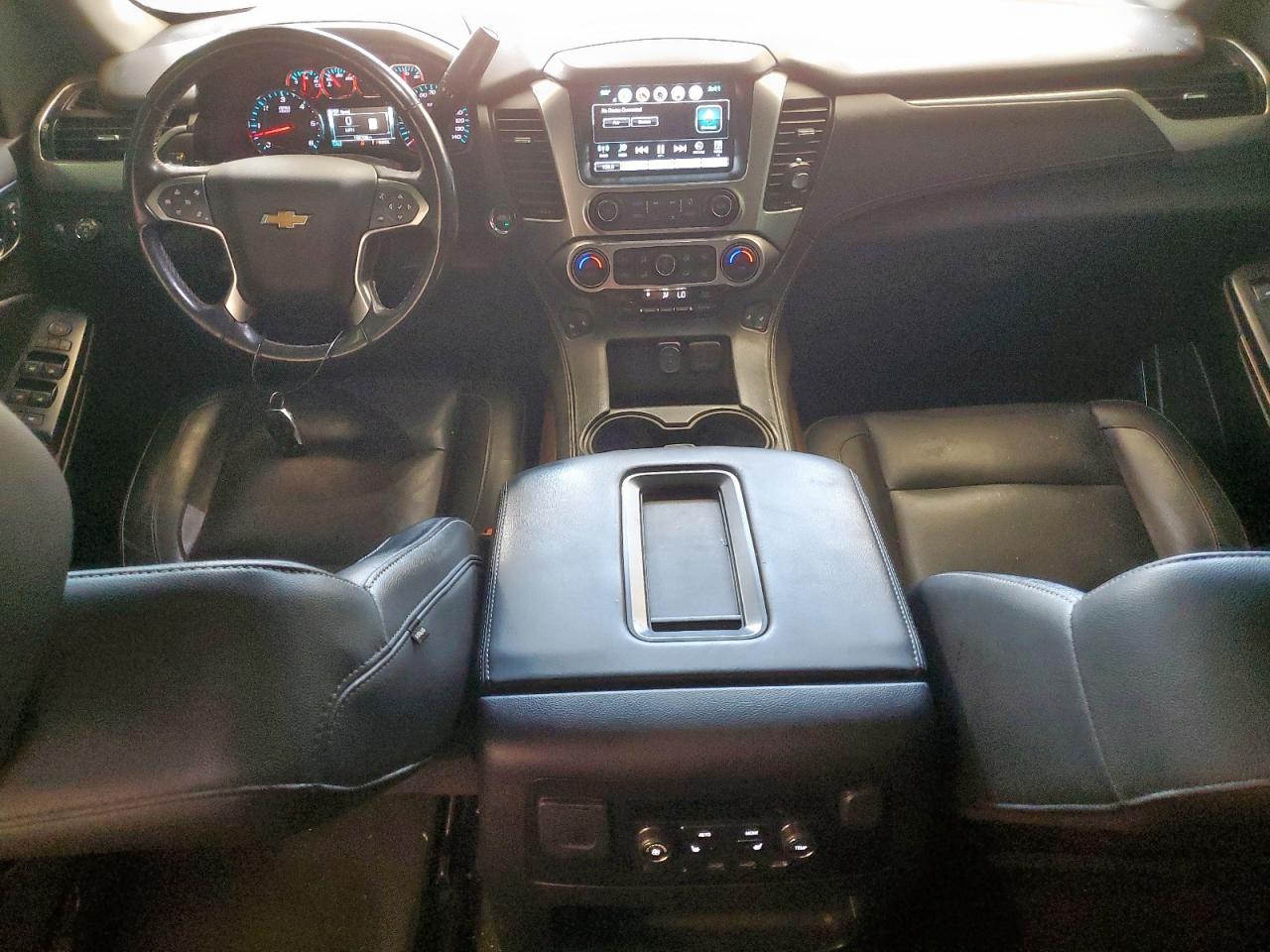2019 Chevrolet Tahoe C1500 Lt VIN: 1GNSCBKC2KR351789 Lot: 62299555