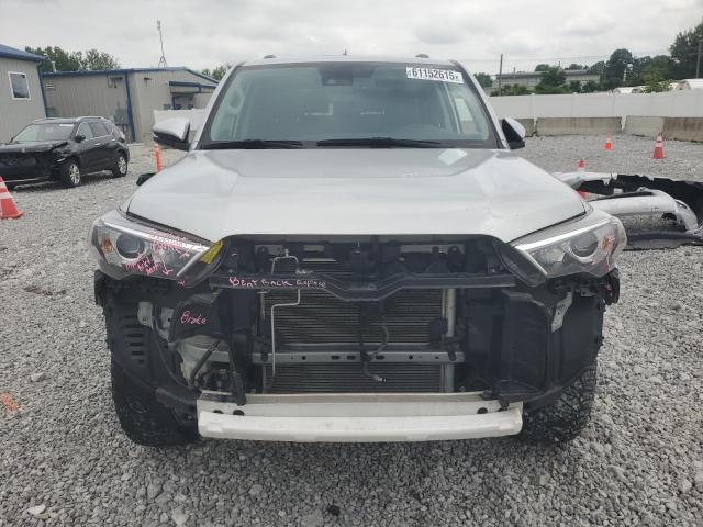  TOYOTA 4RUNNER 2021 Srebrny