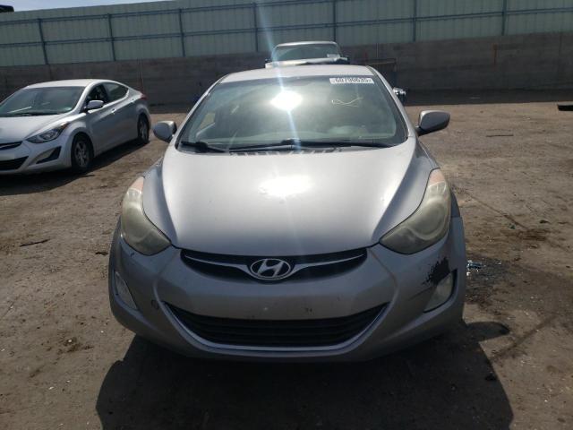 Sedans HYUNDAI ELANTRA 2012 Srebrny
