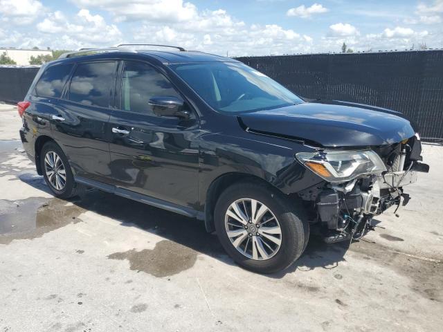  NISSAN PATHFINDER 2018 Czarny