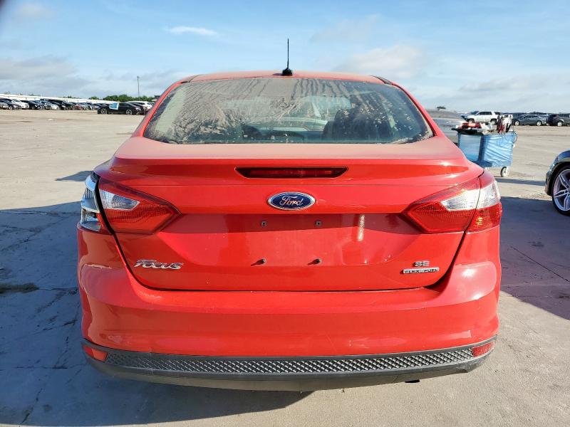  FORD FOCUS 2013 Czerwony