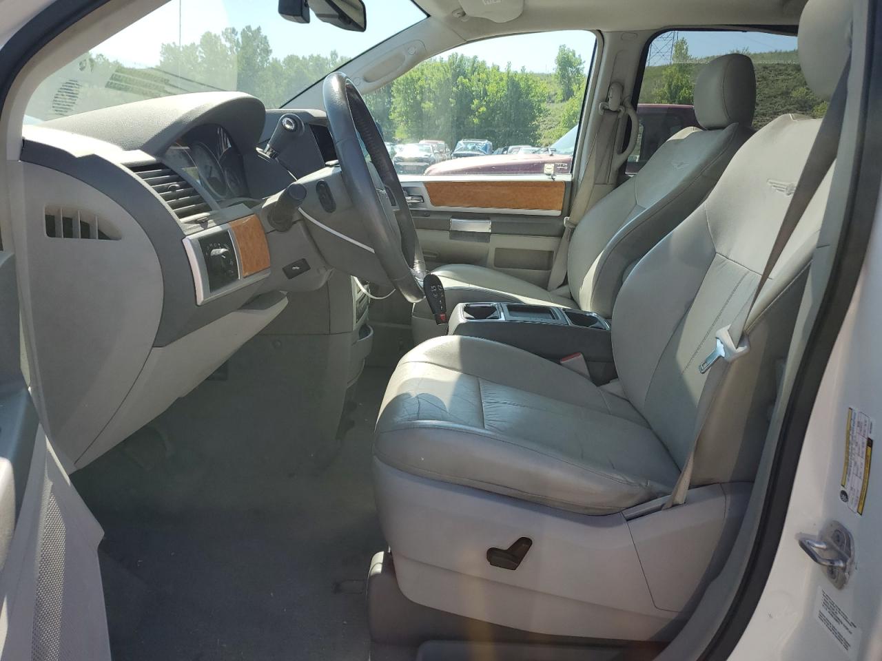 2010 Chrysler Town & Country Limited VIN: 2A4RR6DX6AR133967 Lot: 59953215