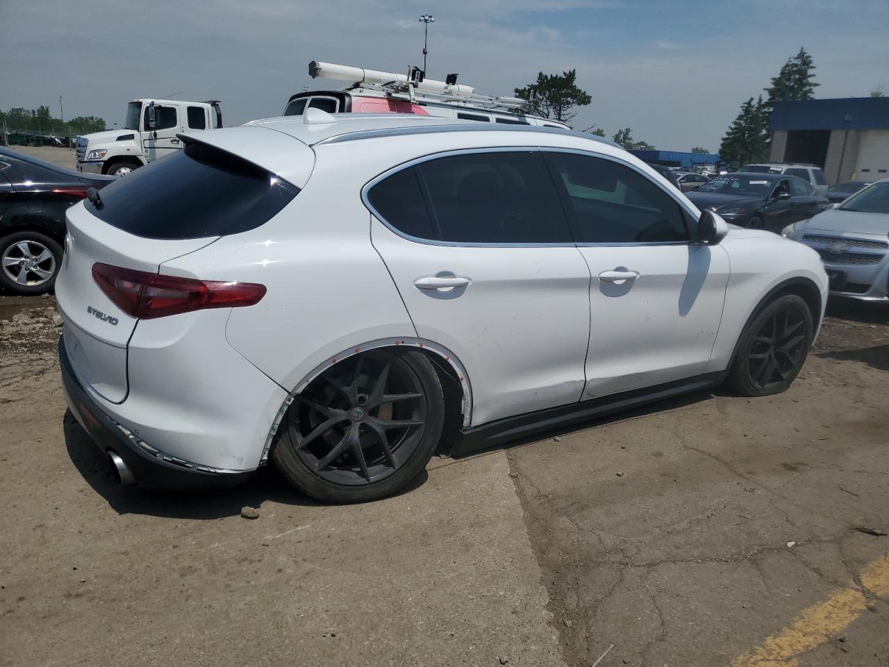 2018 Alfa Romeo Stelvio Ti VIN: ZASFAKBN3J7B78884 Lot: 62222635
