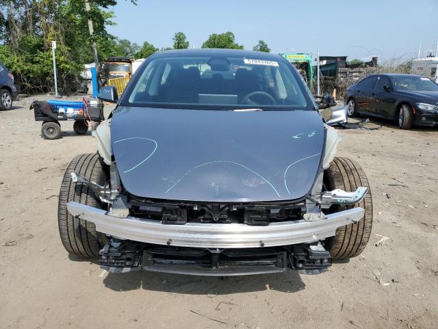  TESLA MODEL 3 2025 Серебристый